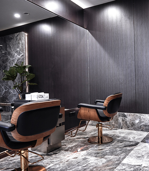 Nous continuons à explorer les caractéristiques des produits de coiffure